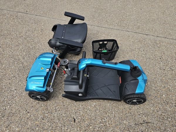 Abilize Aethos SLE lightweight 4mph boot portable mobility scooter - Image 2