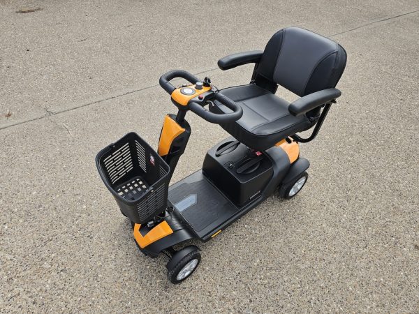 Roma Denver Plus 4mph mobility scooter excellent condition - Image 7
