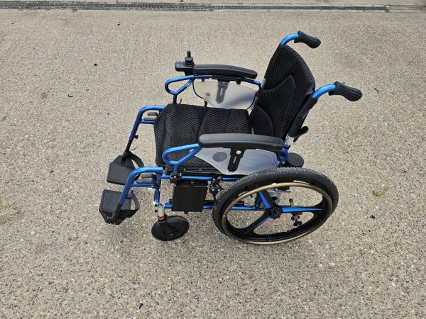 Foldawheel PW-800AX lightweight folding 4mph electric wheelchair - Image 13