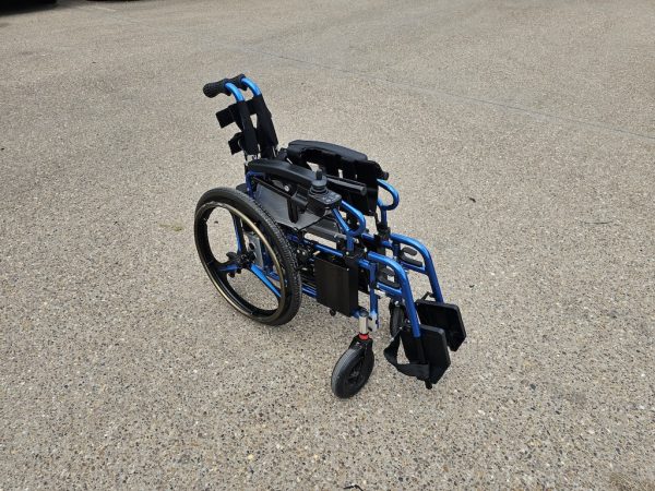 Foldawheel PW-800AX lightweight folding 4mph electric wheelchair - Image 5