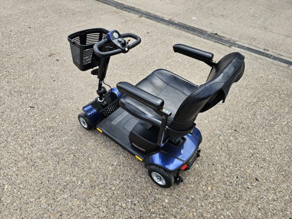 Pride GoGo Elite Traveller LX 4mph portable boot mobility scooter - Image 13