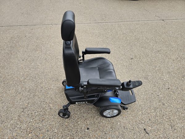 Drive Titan 4mph electric wheelchair - Image 10