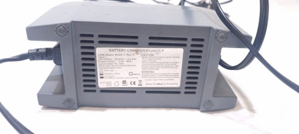 Alber e-fix 24v 2.5a battery charger BC2425LA part electric mobility wheelchair powerchair scooter - Image 2