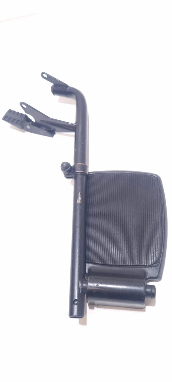 Quickie Q100r right legrest footrest part electric mobility wheelchair powerchair scooter
