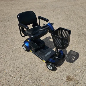 Pride GoGo Elite Traveller LX 4mph electric mobility scooter NEW BATTERIES