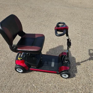 Pride GoGo Elite Traveller 4mph electric mobility scooter NEW BATTERIES