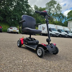 Pride GoGo Elite Traveller 4mph electric mobility scooter NEW BATTERIES