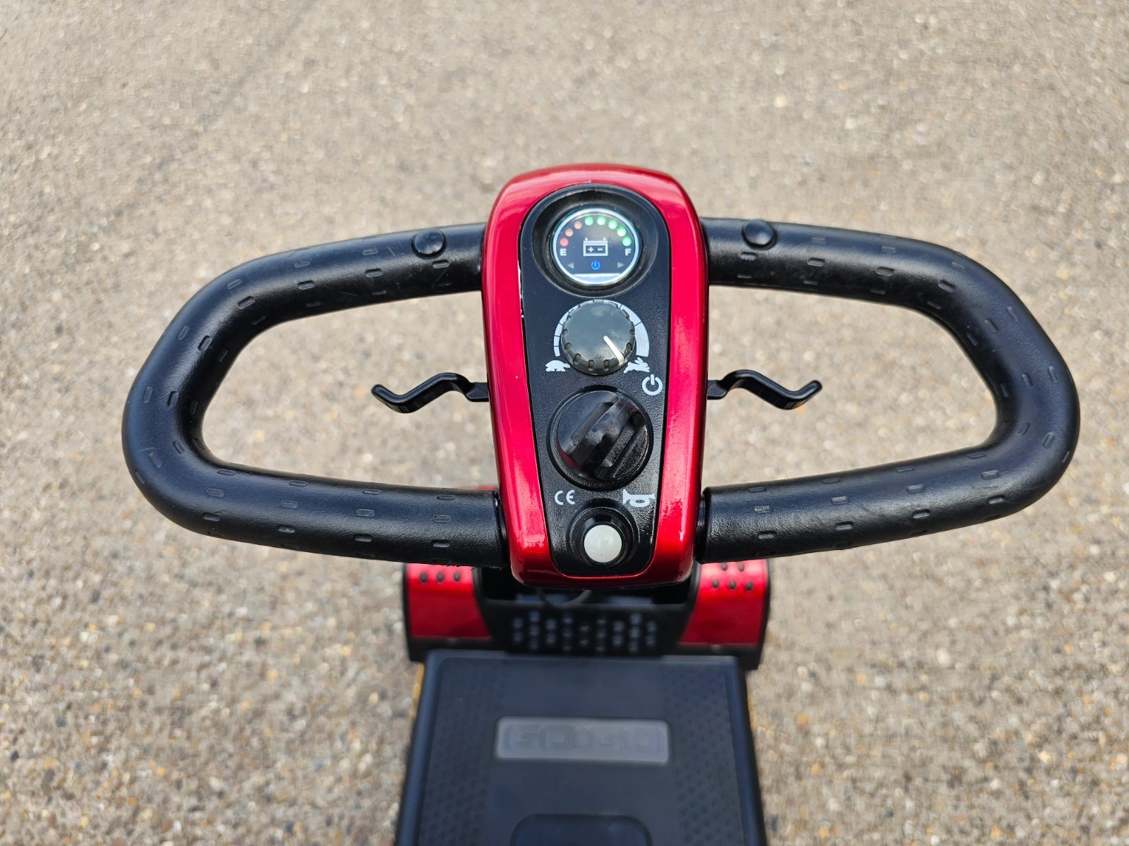 Pride GoGo Elite Traveller Plus 4mph electric mobility scooter NEW BATTERIES