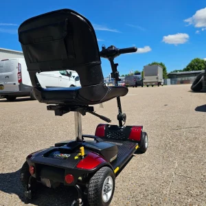 Pride GoGo Elite Traveller 4mph electric mobility scooter NEW BATTERIES