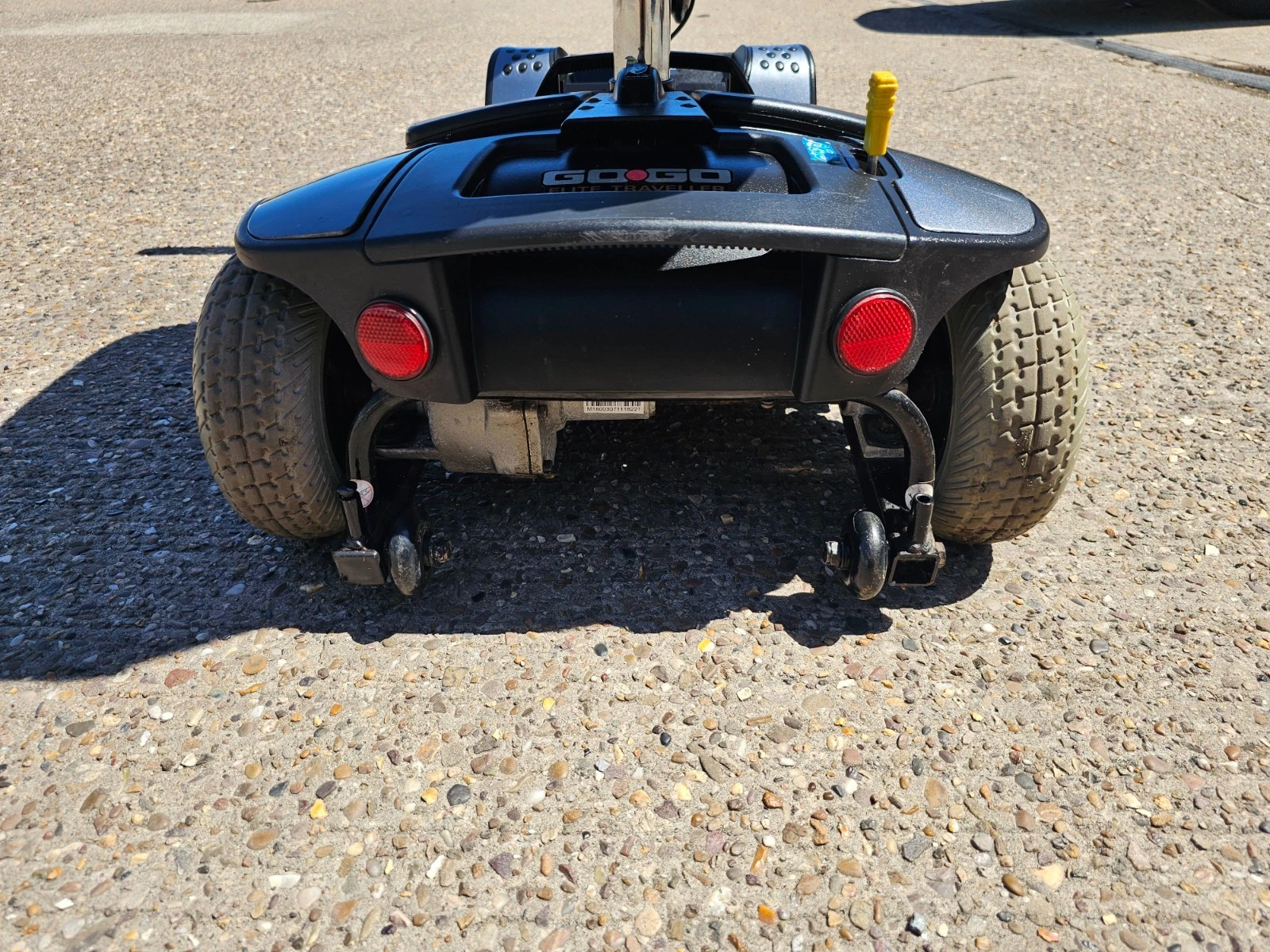 Pride GoGo Elite Traveller 4mph electric mobility scooter NEW BATTERIES