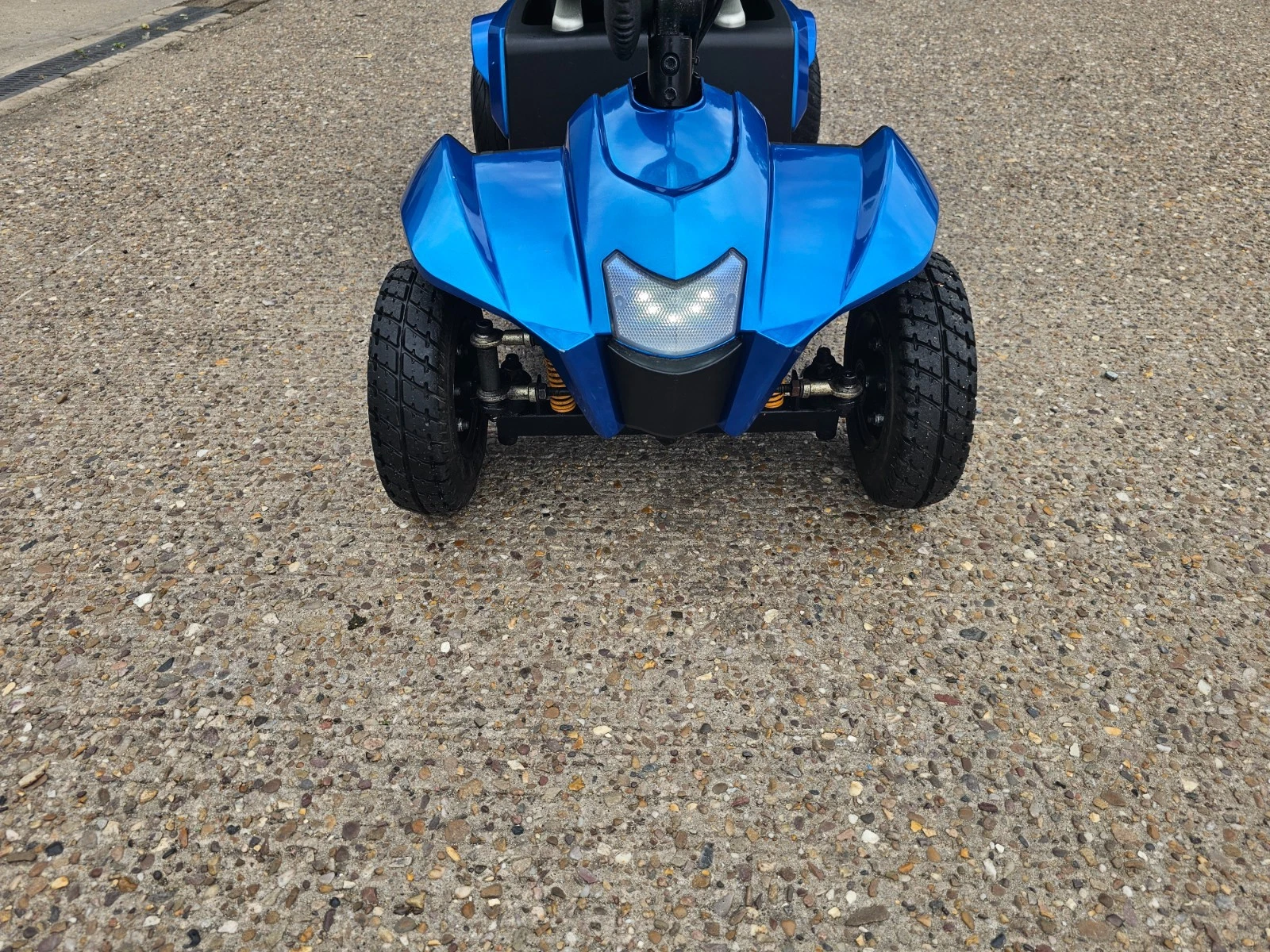 CareCo XGo Pinnacle blue 4mph electric mobility scooter