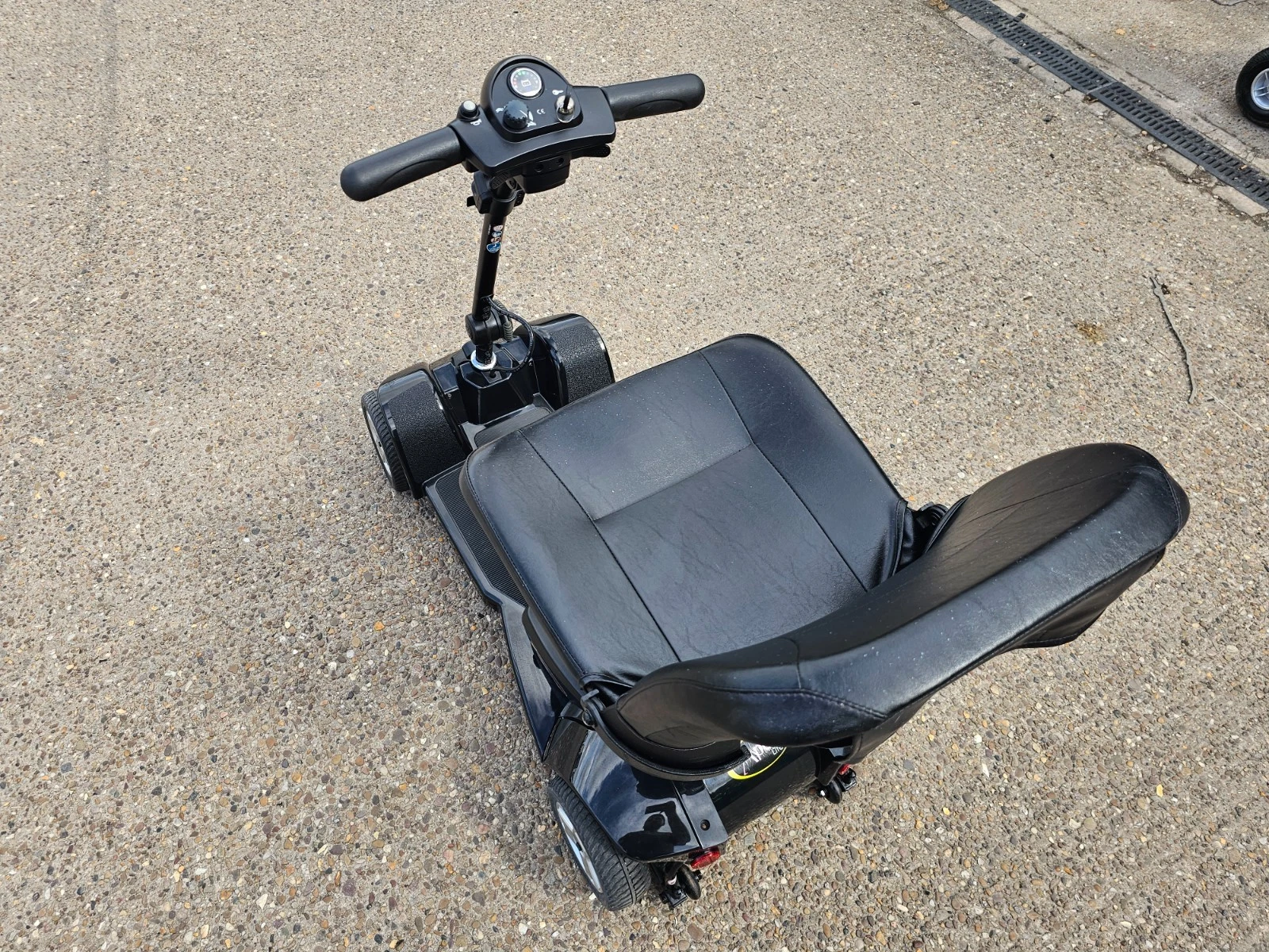 Pride Apex Lite 4mph electric mobility scooter NEW BATTERIES