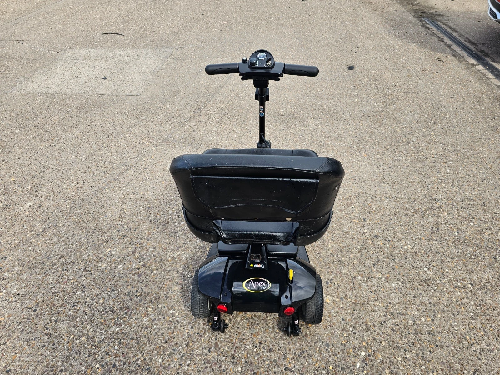 Pride Apex Lite 4mph electric mobility scooter NEW BATTERIES