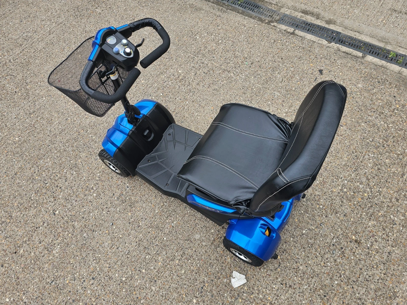 CareCo XGo Pinnacle blue 4mph electric mobility scooter