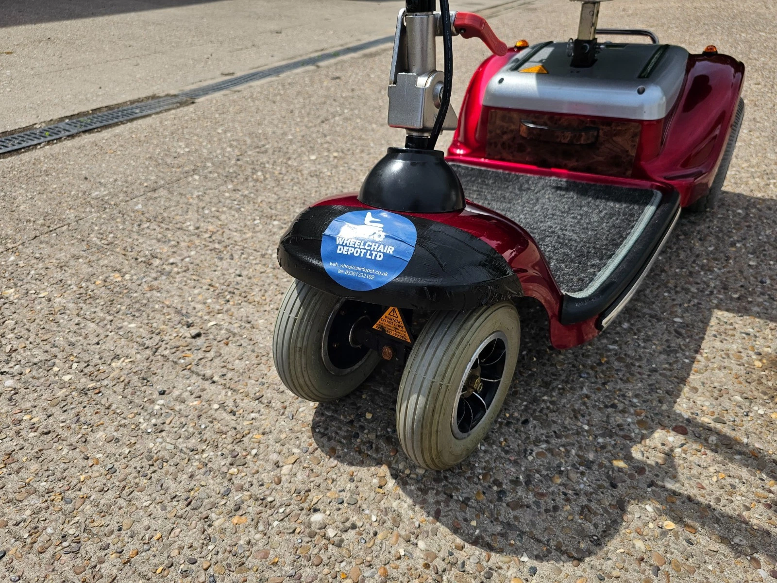 3 Wheel Style Shoprider 4mph mobility scooter NEW BATTERIES