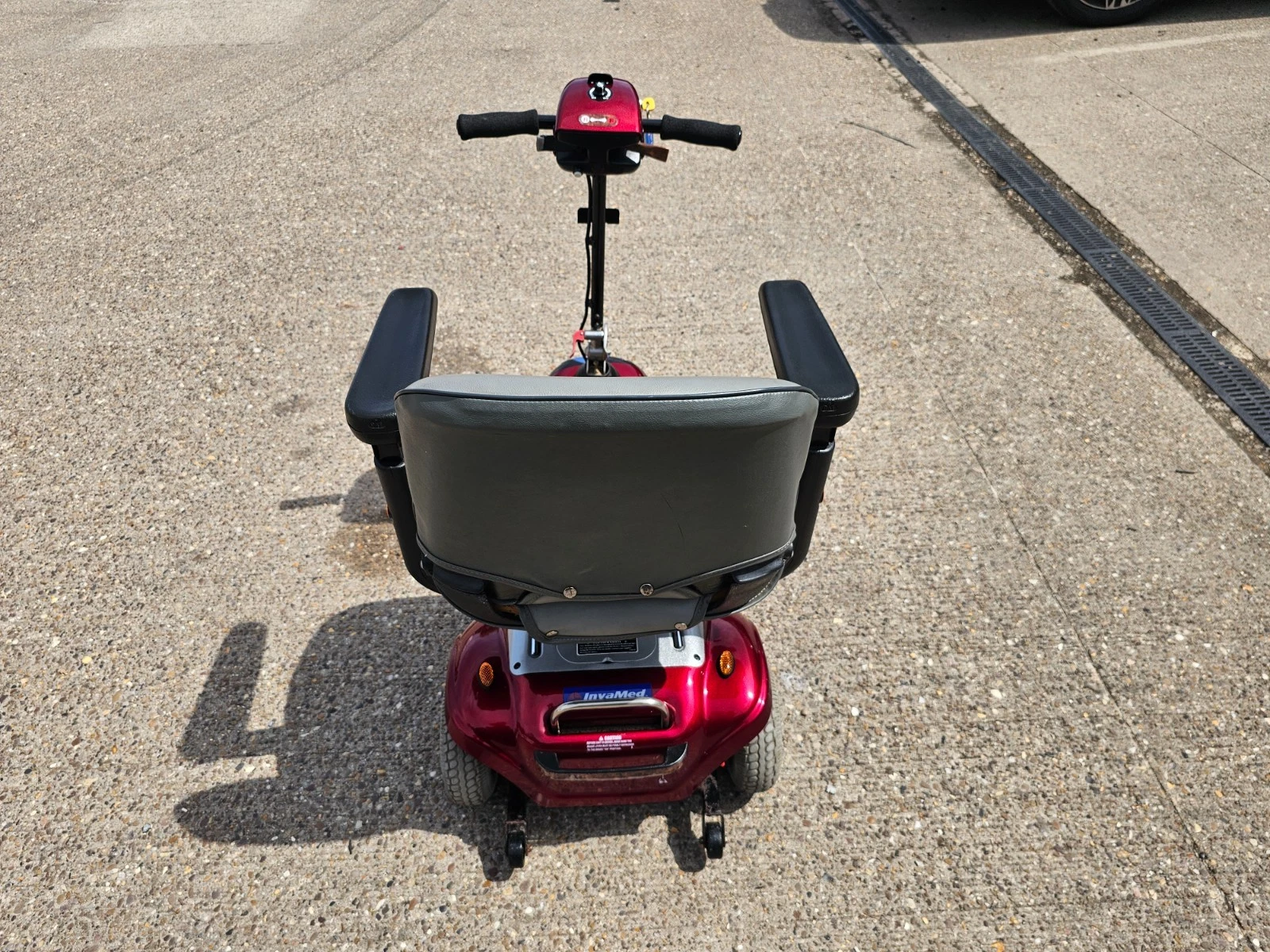 3 Wheel Style Shoprider 4mph mobility scooter NEW BATTERIES