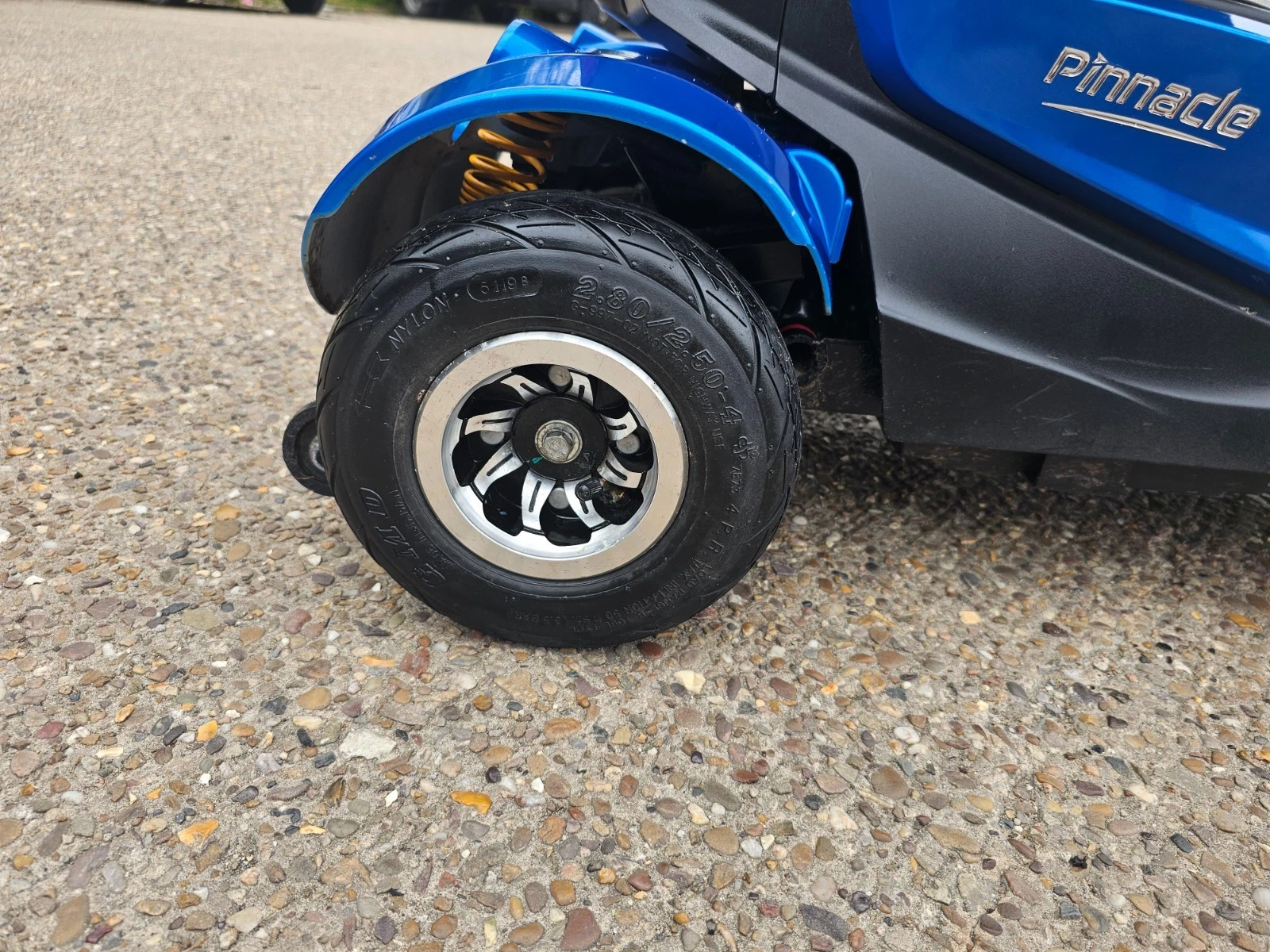 CareCo XGo Pinnacle blue 4mph electric mobility scooter