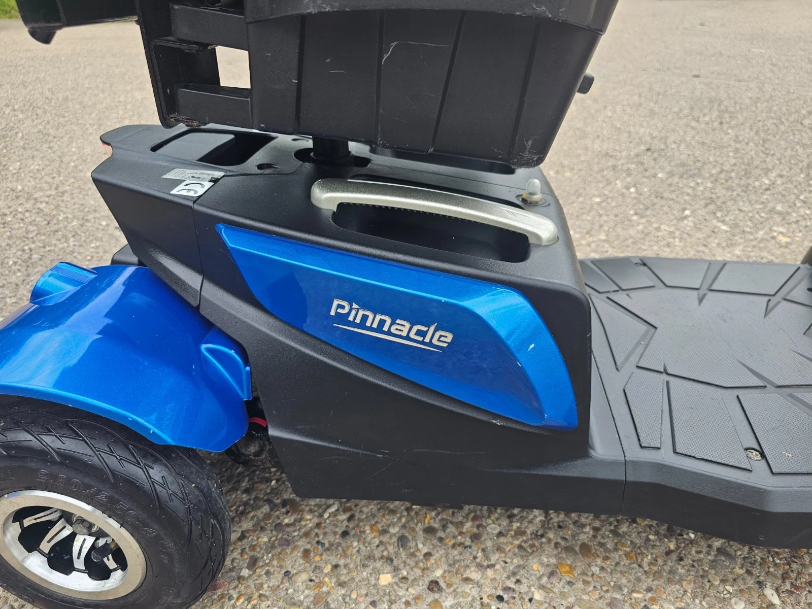 CareCo XGo Pinnacle blue 4mph electric mobility scooter