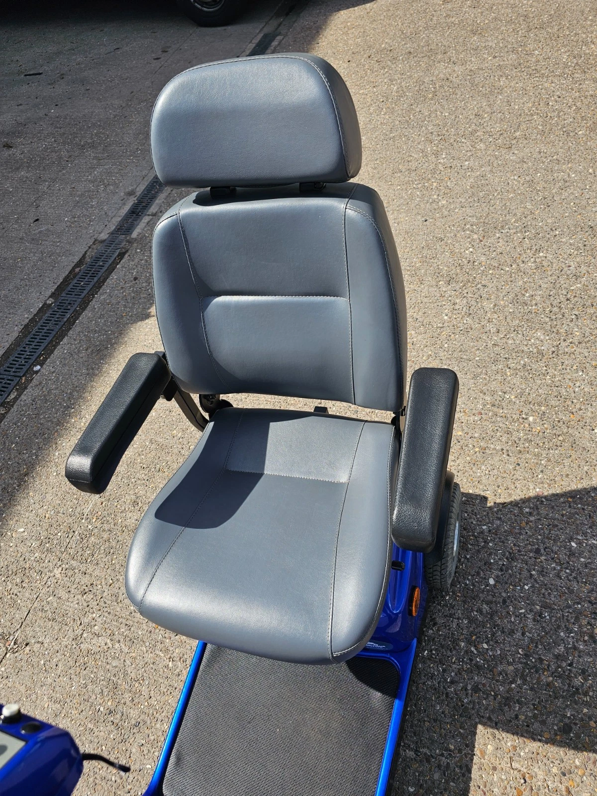Days Strider 4mph blue electric road mobility scooter