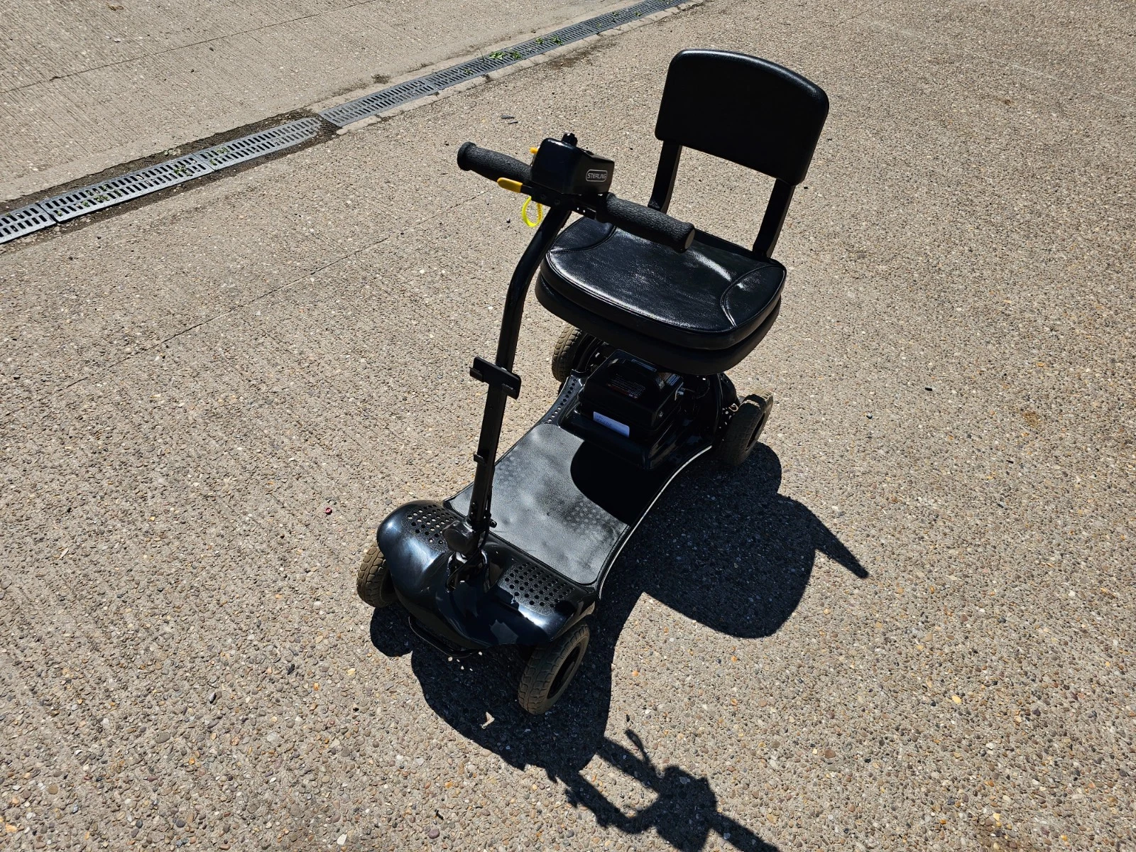 Sterling Little Star 4mph electric mobility scooter NEW BATTERIES