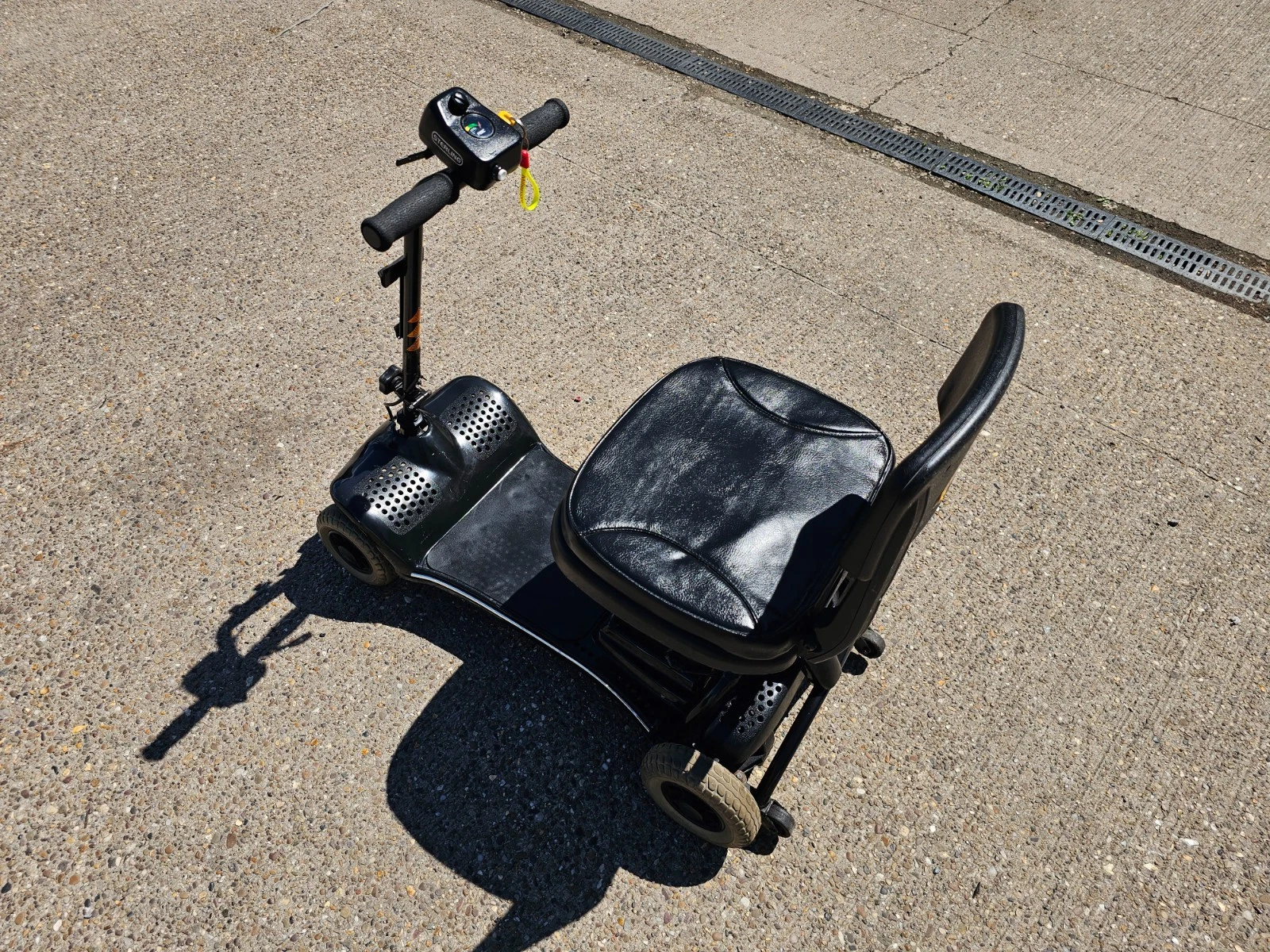 Sterling Little Star 4mph electric mobility scooter NEW BATTERIES